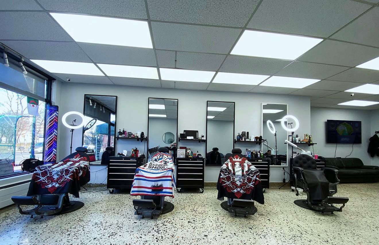 18 Karats — vue d'ensemble du salon
